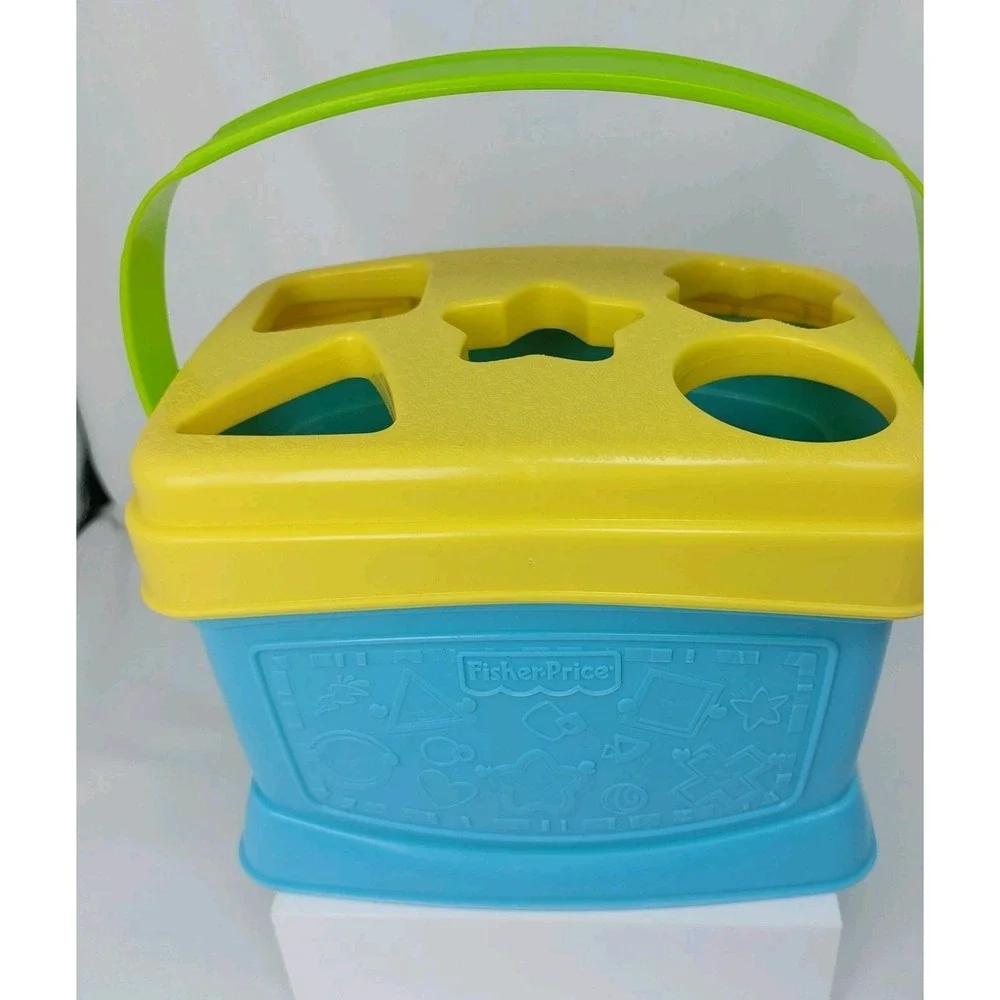 Fisher Price Shape Sorter Bucket Box Blocks‎ Colors Toddler Toy 2006 Complete